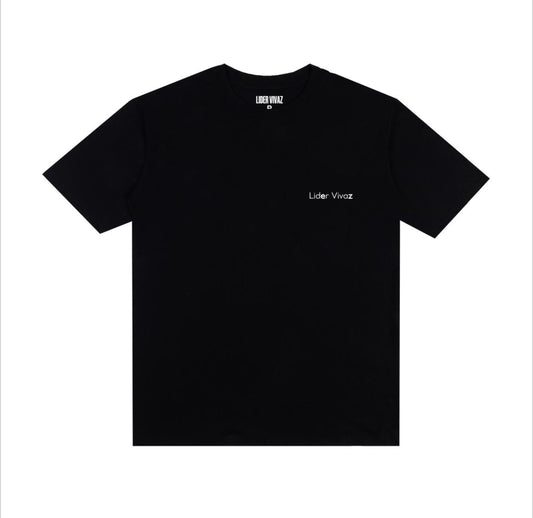 CAMISETA MASCULINA LOGO BÁSICO- PRETO